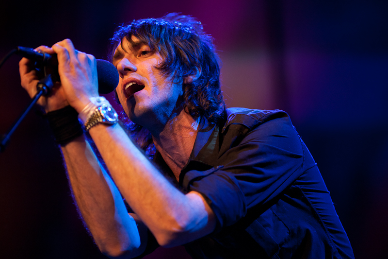 Calli Giraffes performing You Know You're Right.