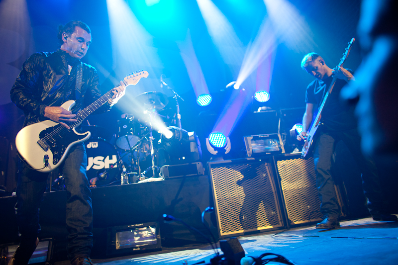 Rossdale rocking out with his bandmates.