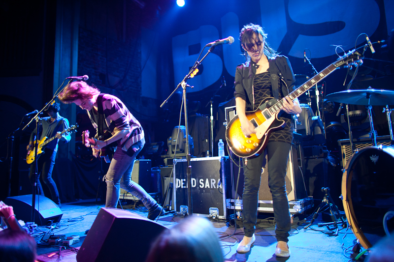 Dead Sara performs but BUSH graces the backdrop.