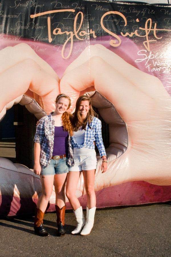 Lotta love going round.