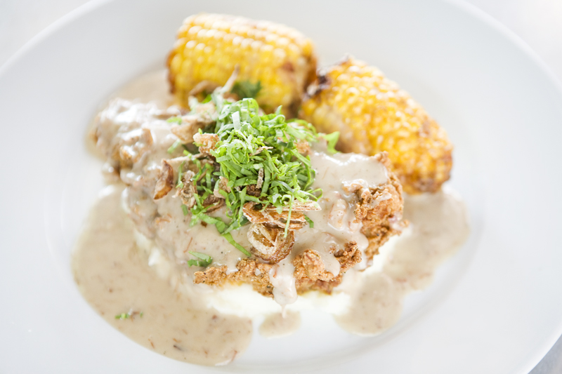 Folks are mad for Skillet Diner's new non-mobile location; Food critic Hanna thinks it's pretty good too.