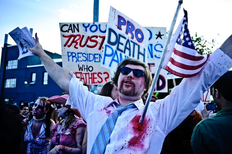 As if politics weren't theatrical enough...