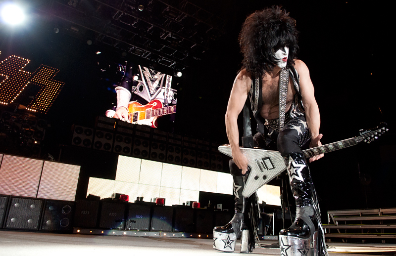 KISS played last night at Everett's Comcast Arena and we have to