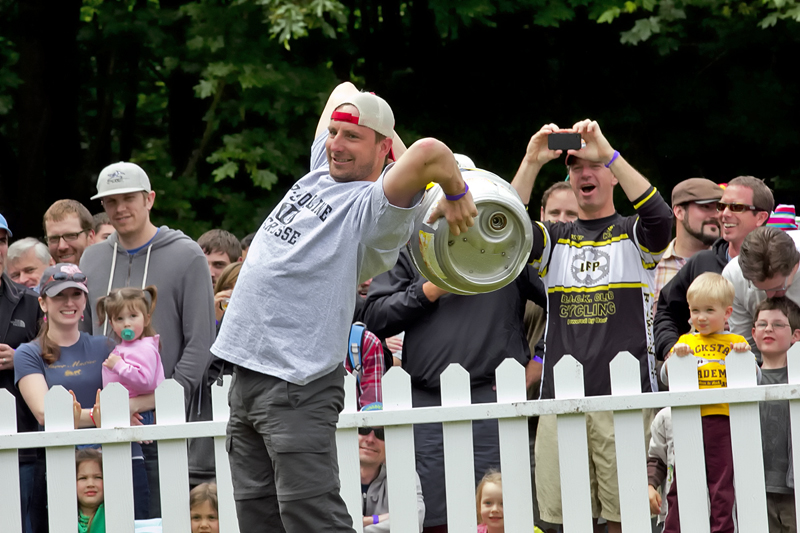 This Brewer's Keg Toss contestant made a name for himself with the backwards keg toss.