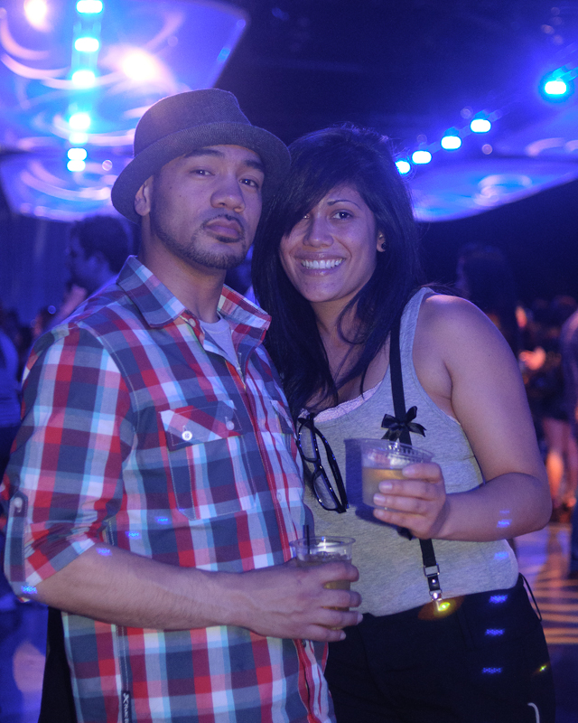 Although Mars wasn't chillin' in his snuggie on stage, he and Janelle