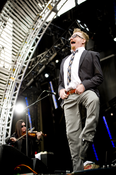 Pics of Basia Bulat, Flogging Molly, Moondoggies, Flaming Lips, Tokyo Police Club,