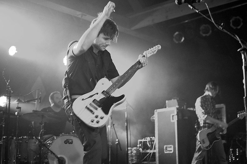 "True to fashion, Adkins and company remained relatively calm and collected during