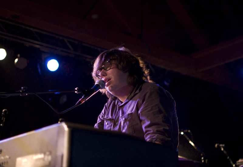 "True to fashion, Adkins and company remained relatively calm and collected during