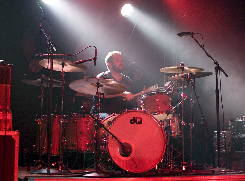 "True to fashion, Adkins and company remained relatively calm and collected during