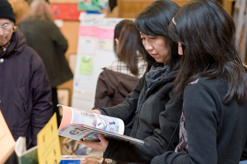 Artists and art lovers got together at Hijo this weekend to raise