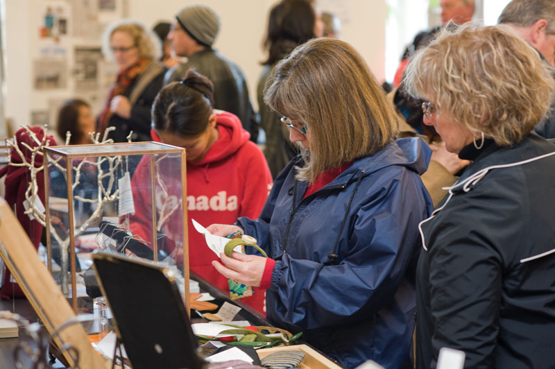 Artists and art lovers got together at Hijo this weekend to raise