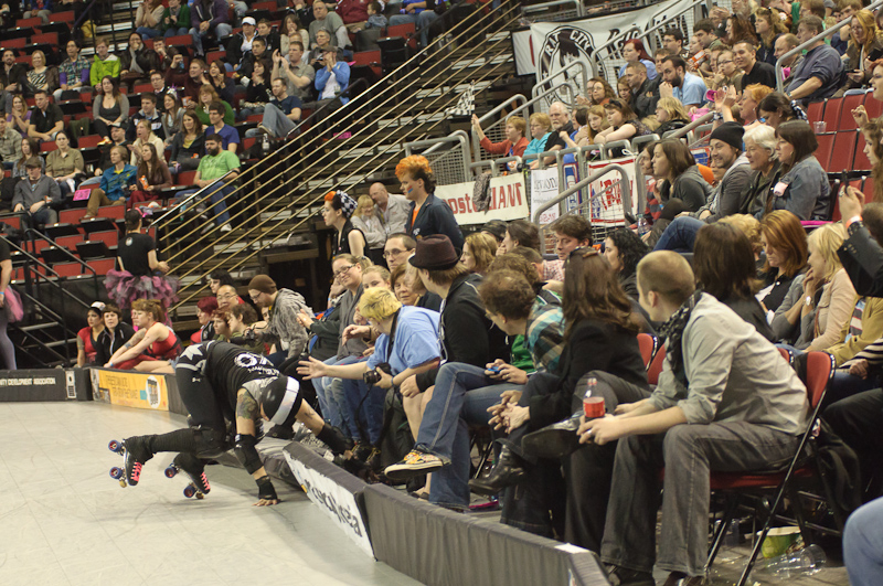 In the first bout for the 2011 home season standings, Grave Danger