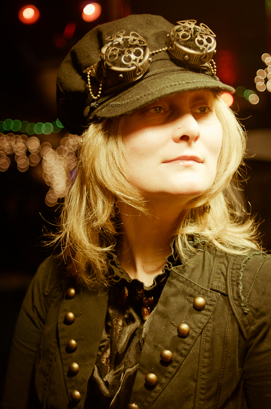 Devotees of the steampunk way o' life gathered together in SODO to