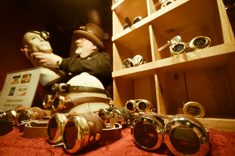 Devotees of the steampunk way o' life gathered together in SODO to
