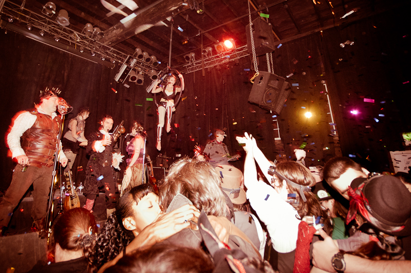 Devotees of the steampunk way o' life gathered together in SODO to