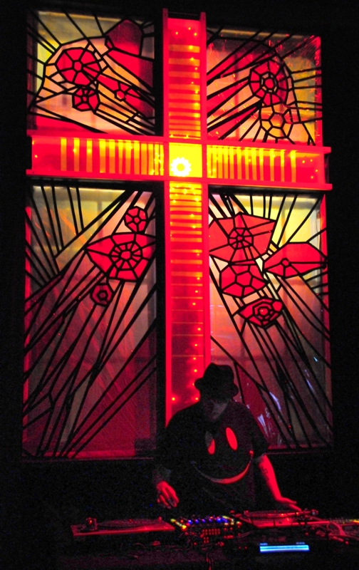 Travis Bickle in Unicorn Bar.