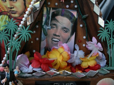 Fans of The King gathered last night at Cafe Racer and the