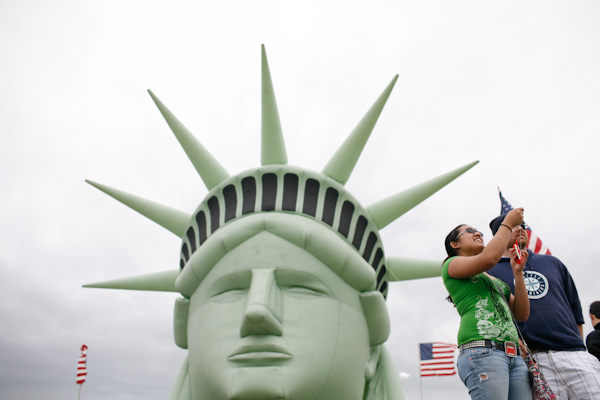 People fly kites at Gasworks Park during the Family 4th Picnic in Seattle, Wash., on Sunday, July 4, 2010. (Photo by Matthew Williams for The Seattle Weekly)
