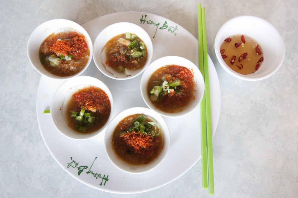 Steamed rice cakes with pork and shrimp sauce.
