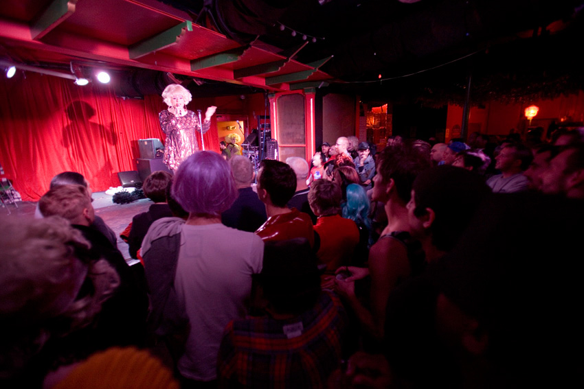 Heklina welcomes Chop Suey to Trannyshack.