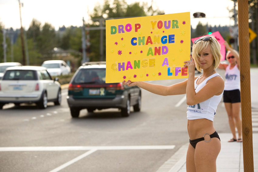 Quarterback Alicia McLauchlin