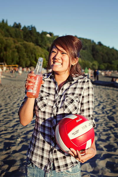 Kiana came to the beach to hit the volleyball around with her buddies.