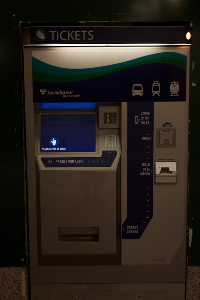 A ticket machine, in all its glitchy glory.