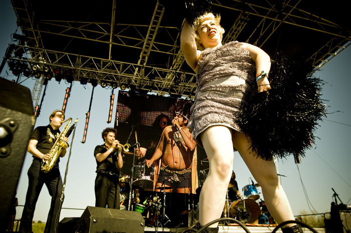 The Montreal-bred East Indian frontman was insatiably vibrant and full of energy during his hour long set.