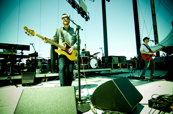 Someone who just walked up to the band's set probably wouldn't have found anything remarkable about these self-designated fucking Limeys, but they are remarkable.