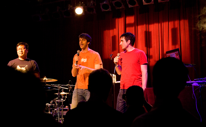 CEO Jay Adelson and founder Kevin Rose address the crowd.