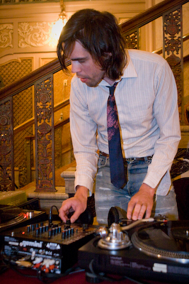 Inside, attendees were treated to a DJ set before In the Loop.