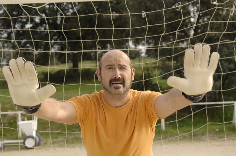 Chef's Special: Maxi is a very high-strung Madrid chef who flames brighter than a creme brulee blowtorch and who'd sell three limbs and his grandmother to get a Guide Michelin star. Getting in the way are his estranged children, 15 and 7, back in his life; a needy, nymphomaniacal maitre d' with a penchant for drama; and the closeted Argentine soccer star who just moved in across the hall. The screenplay for Nacho G. Velilla's comedy, a hit in Spain, is sloppy with dropped plot points and implausibilities. Even if you don't think the futbol babe's way out of Maxi's league, there's still the obvious hurdle that Maxi's a complete bitch. (And no man who wants to stay closeted should be seen within 50 meters of him.) Still, there's considerable fun in the script's stylish foul-mouthery (Spanish is such a rich language when it comes to disrespecting somebody, says Maxi's wastrelly sous-chef) and in one of the funniest inadvertent coming-out scenes since Ellen blurted into that airport mike. (NR) REVIEW BY GAVIN BORCHERT Egyptian: 9 p.m., Sat., May 23 (Also: Pacific Place, 3:30 p.m. Mon., May 25.)