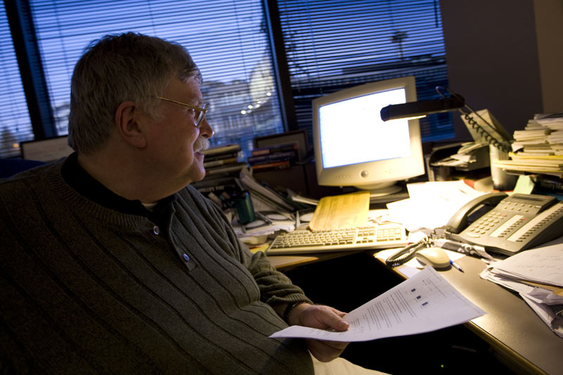 I'm headed off to vacation to (Mariners) spring training in Arizona, March 12-17. The most likely D-Day for the P-I appears now to be March 18. I have a premonition of coming back and being greeted at the door by a line of guys who look like they work out a lot.