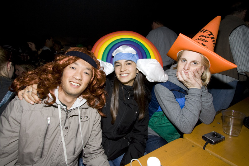 Can you tell the difference between the people of Leavenworth and the