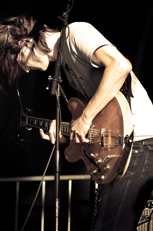 Here's a look at the band's set on Sunday afternoon. All photos