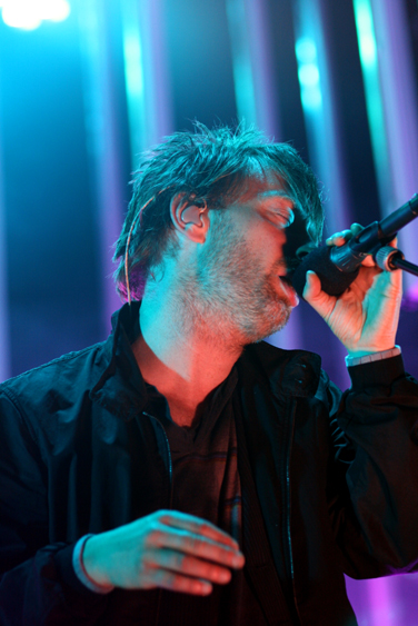 Knowing Radiohead is musically complex is one thing... bur seeing it is