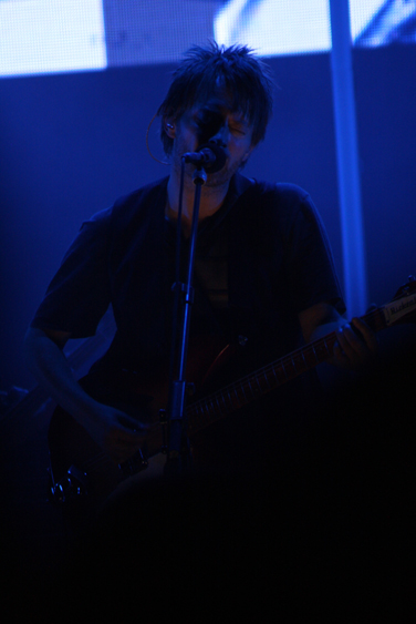 Knowing Radiohead is musically complex is one thing... bur seeing it is