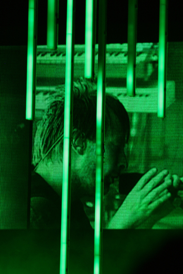 Knowing Radiohead is musically complex is one thing... bur seeing it is