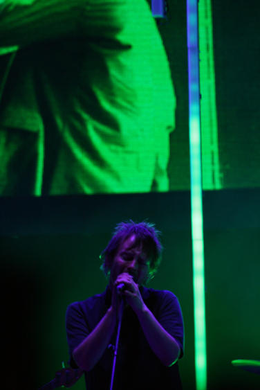 Knowing Radiohead is musically complex is one thing... bur seeing it is