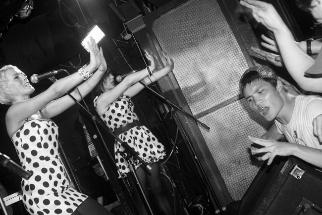 The Polka-Dotted Pipettes Performed Thursday June 14Published on September 10, 2007