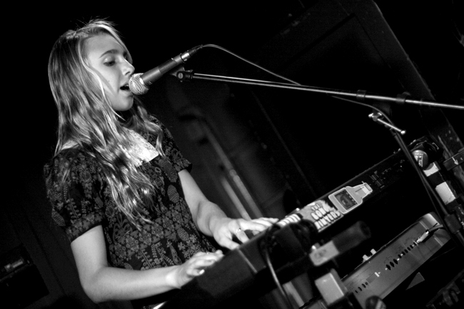 Opened for The Pipettes Thursday June 14.Published on September 10, 2007