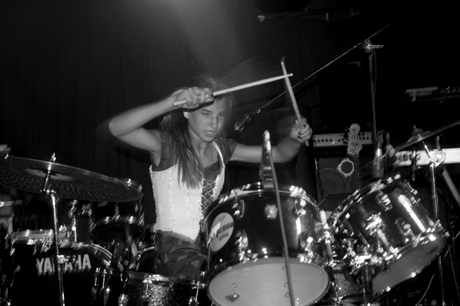 Opened for The Pipettes Thursday June 14.Published on September 10, 2007