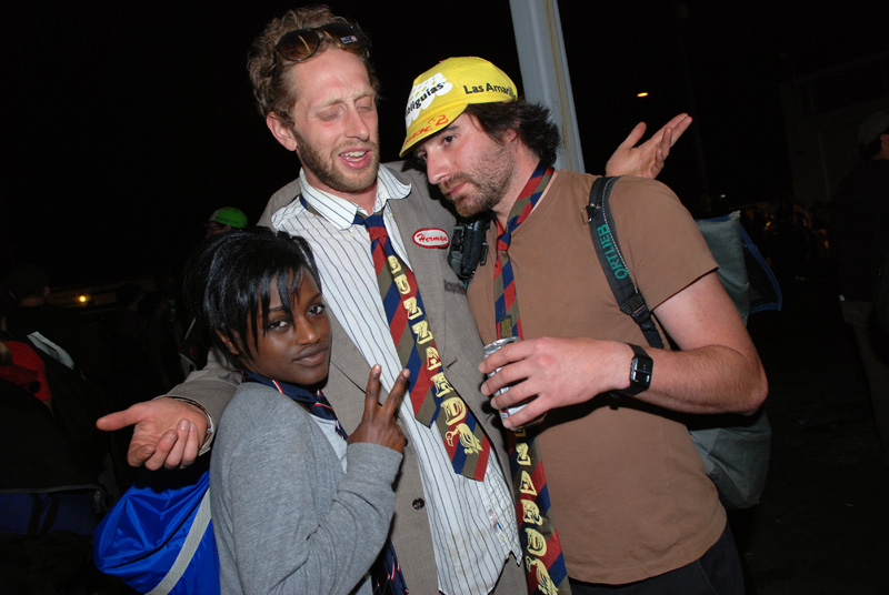 Hey guys, everythingaE™s cool!