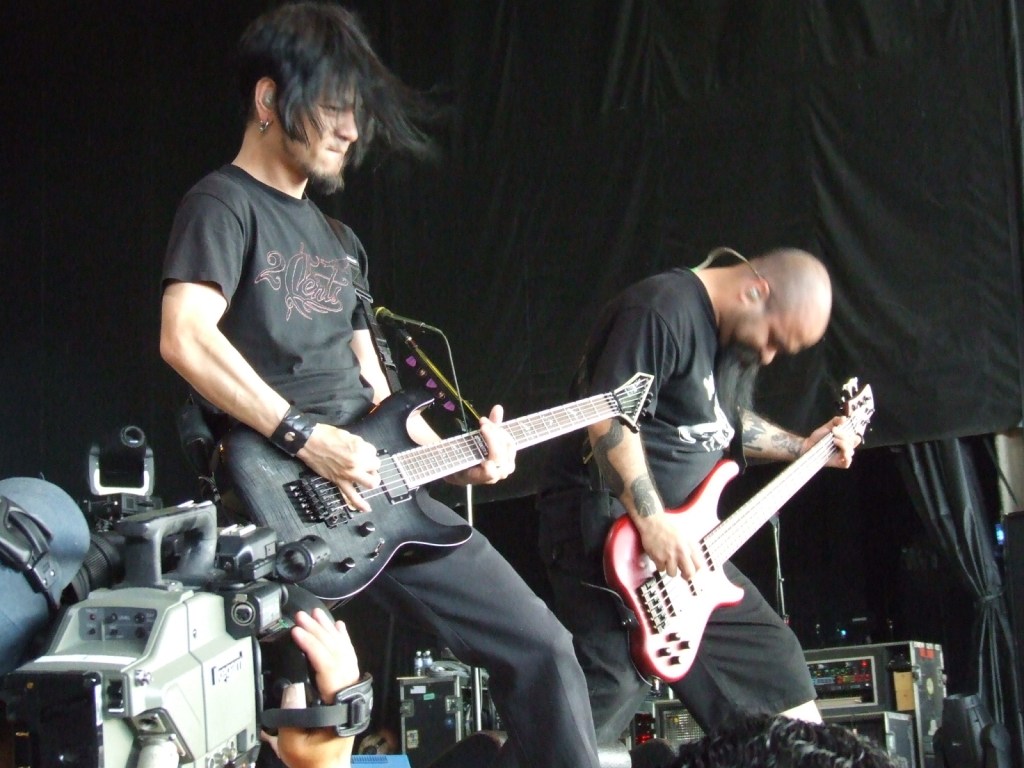 Nick Fukuda and Tony Campos rock out for the crowd.