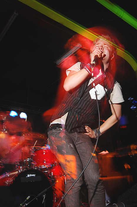 Jaguar Love plays The Paramount with Queens of the Stone Age on