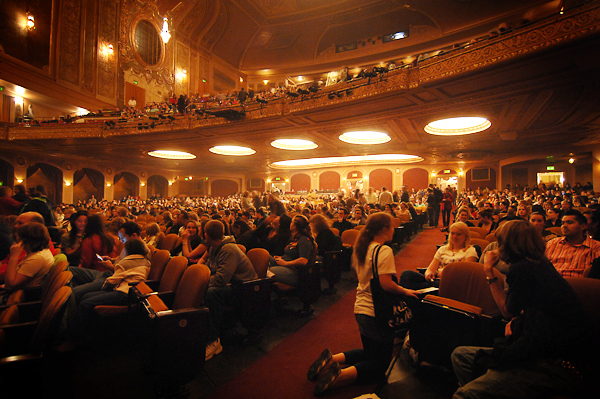 Kelly Clarkson played The Paramount on Monday, Nov. 12.Published on November 13,