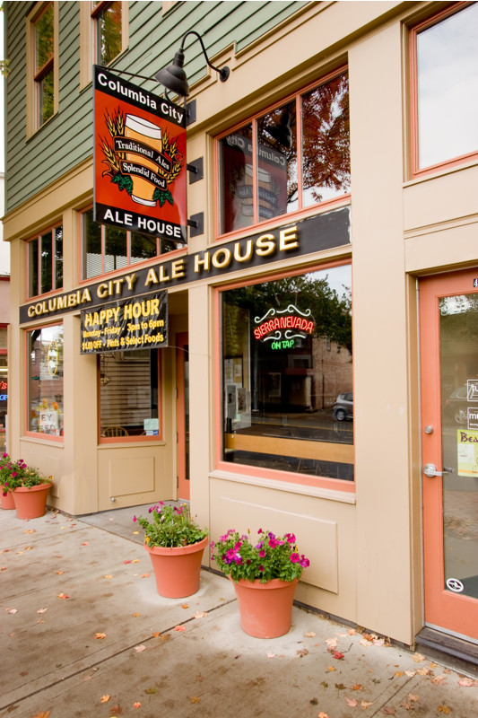Columbia City Alehouse has become a popular after-hours meeting place for politicians and community leaders, with way healthier than average pub fare.