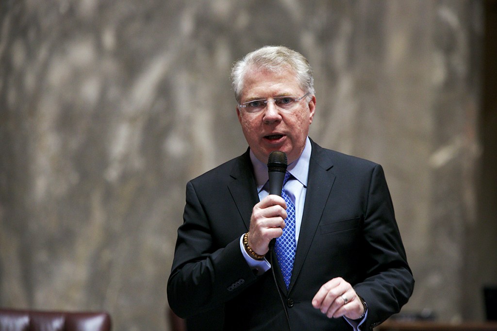 Sen. Ed Murray speaks on the Senate floor.