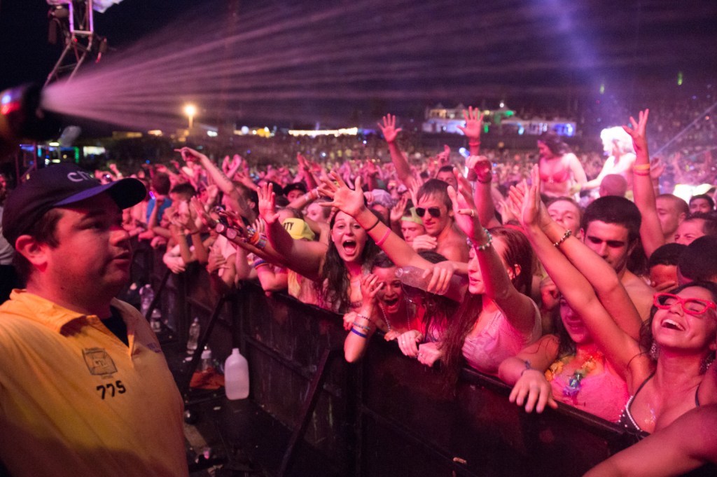 Photographer Chona Kasinger humped it over to the Gorge this weekend to