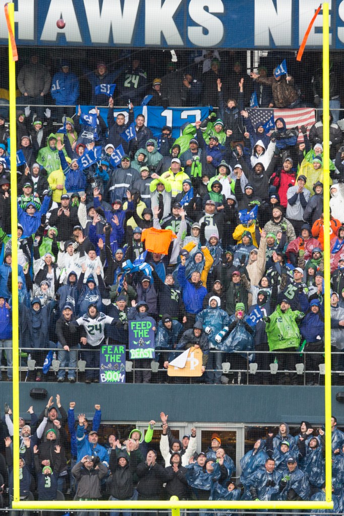 Kicker Steven Hauschka also had a good day, putting up two field goals in the first quarter and giving the Hawks an early lead.